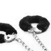 Kajdanki z futerkiem Fetish Pleasure Fluffy Leg Cuffs Black
